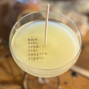 Candela Whisper Flame artiginale con dedica segreta