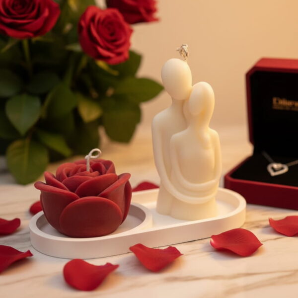 Candela abbracci d'amore cofanetto artigianale con fiore rosso e piattino in cera di soia